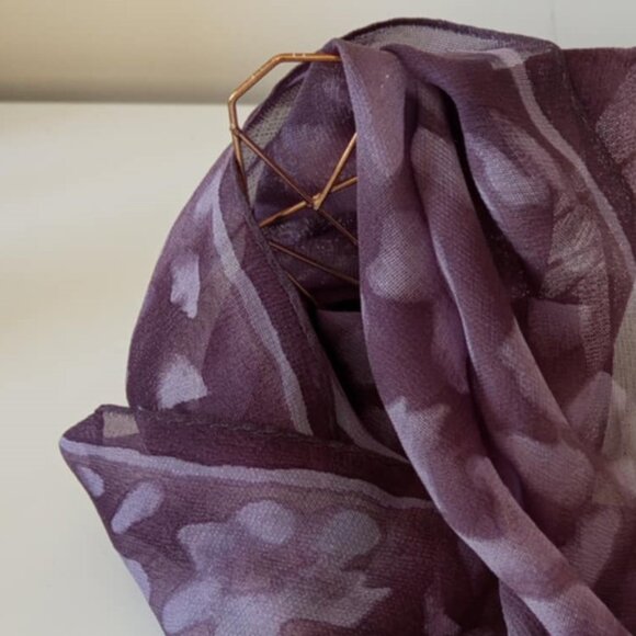 Vintage Ellen Tracy 100% Silk Scarf - Picture 2 of 6